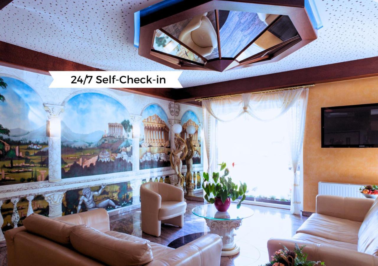 Aparthotel Astro - Nichtraucherhotel شتوتغارت المظهر الخارجي الصورة